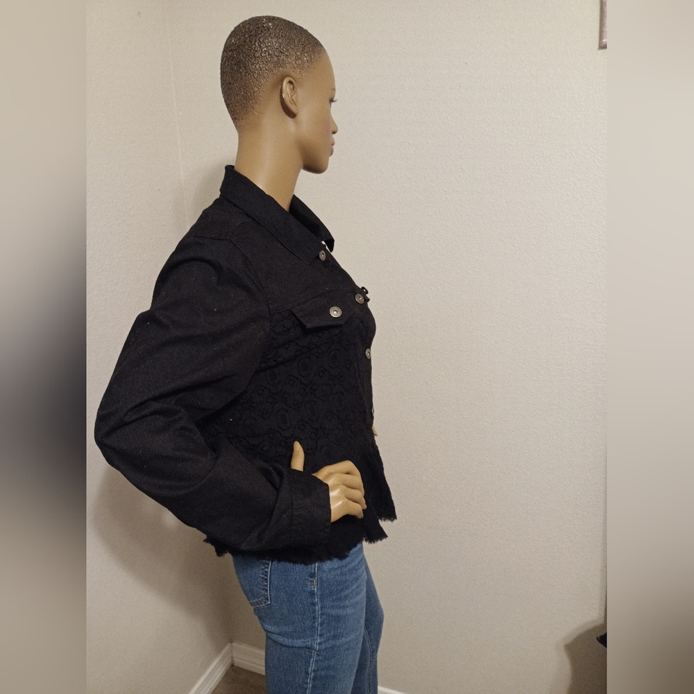 Kate & Mallory Black Women's Denim Jacket With Lace Detail - Picture 3 of 4